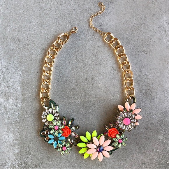 Neon Pastel Statement Necklace - Picture 6 of 8